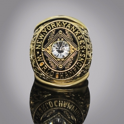 MLB New York Yankees 1952 Championship Ring