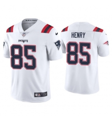 Men New England Patriots 85 Hunter Henry 2021 White Vapor Untouchable Limited Stitched