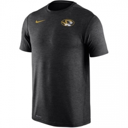 NCAA Men T Shirt 216